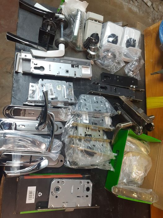 Гаражный ,врезной,навесной замки новые