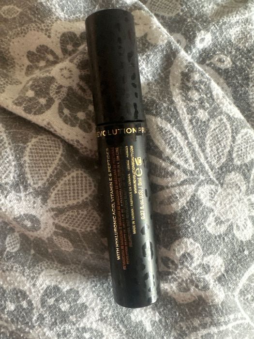 Extreme lash Revolution Pro tusz do rzęs