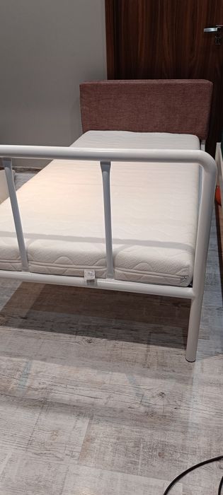 Łóżko metalowe 90x190