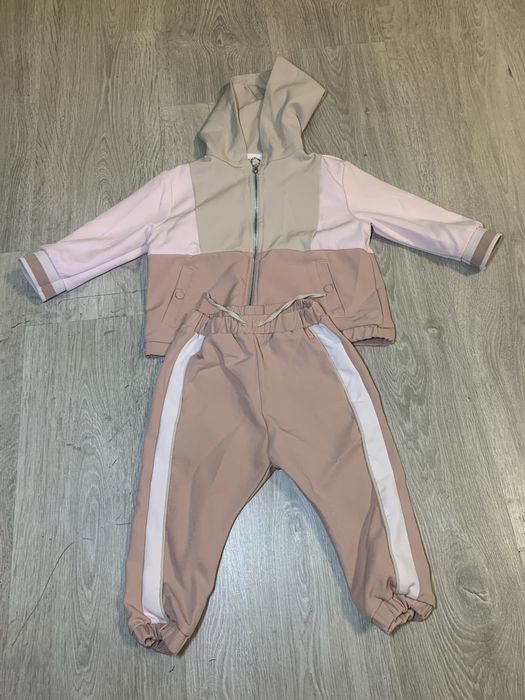 Продам спортивный костюмчик