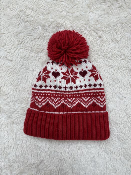 Ciepła czerwona czapka zimowa w gwiazdki dla dziecka rozmiar 54
