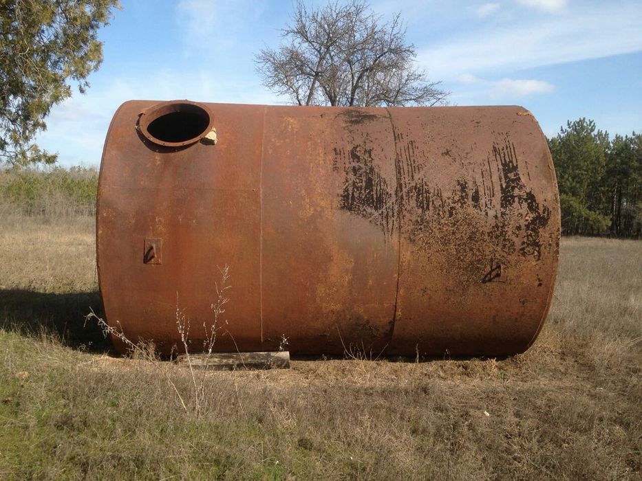 Продам ёмкость 25 м-куб