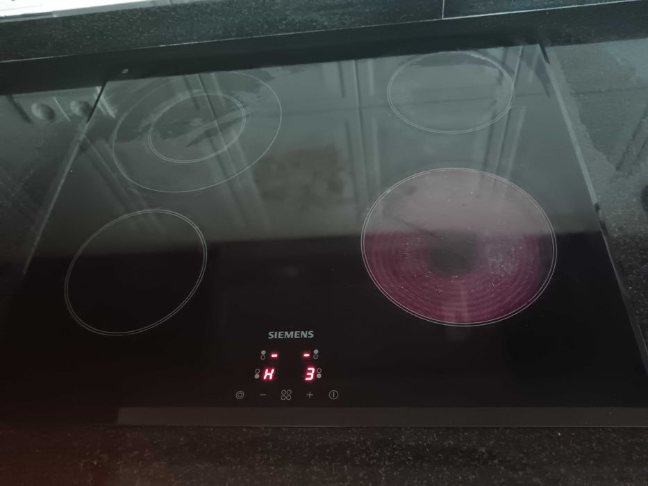 Placa vitro cerâmica