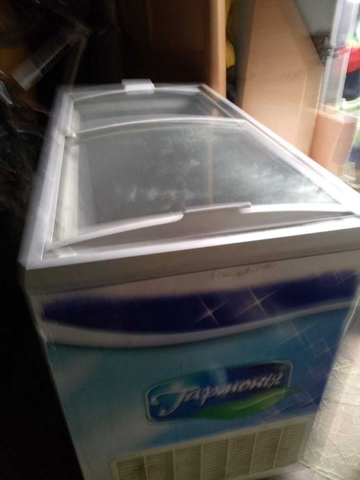 Морозильна камера б/у, в гарному стані,400 літрів,9000