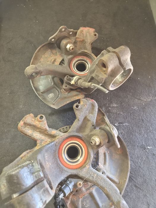 Zwrotnica lewa prawa volkswagen golf 4 audi a3 seat leon toledo