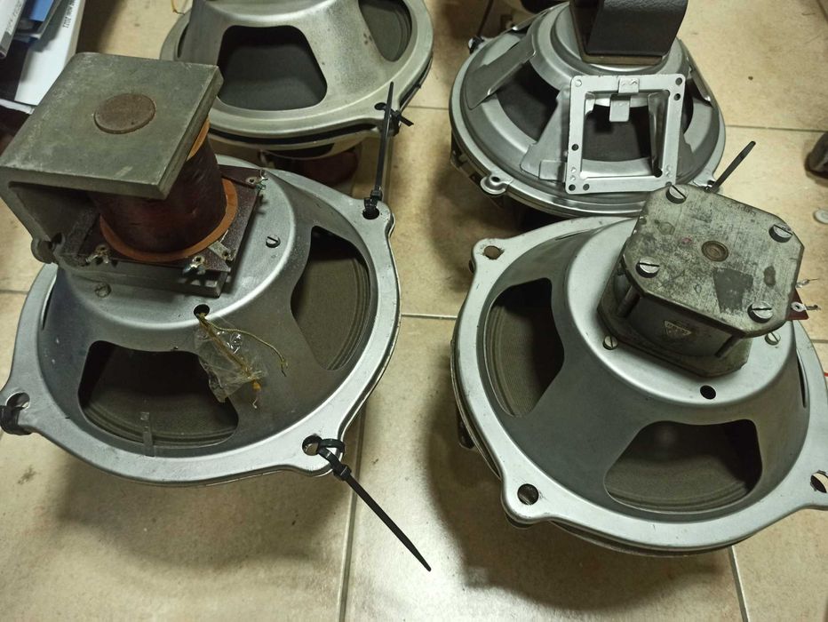 Широкополосні гучномовці Telefunken "10"