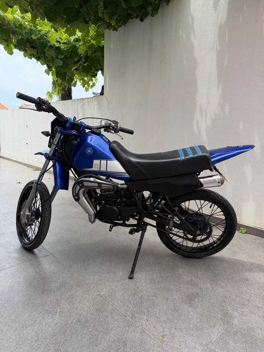 Motociclo Yamaha DT 50