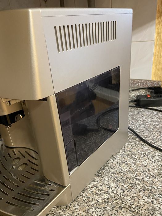 Delonghi Perfecta ESAM3400 razborka