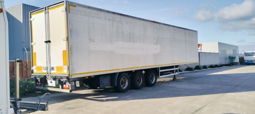 Treiler caixa térmica