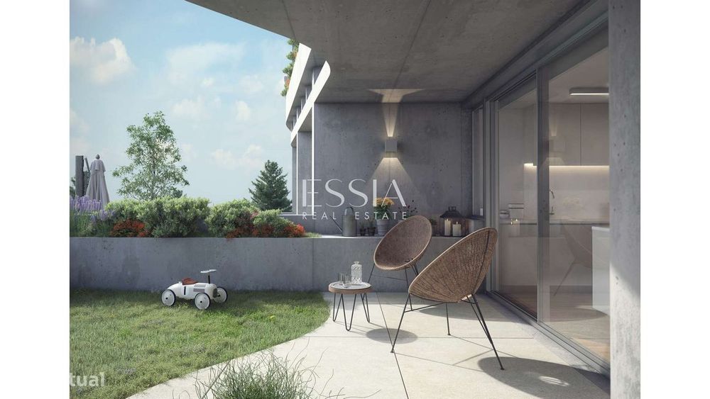 Apartamento T2 com Varanda no Casas Garcia de Orta