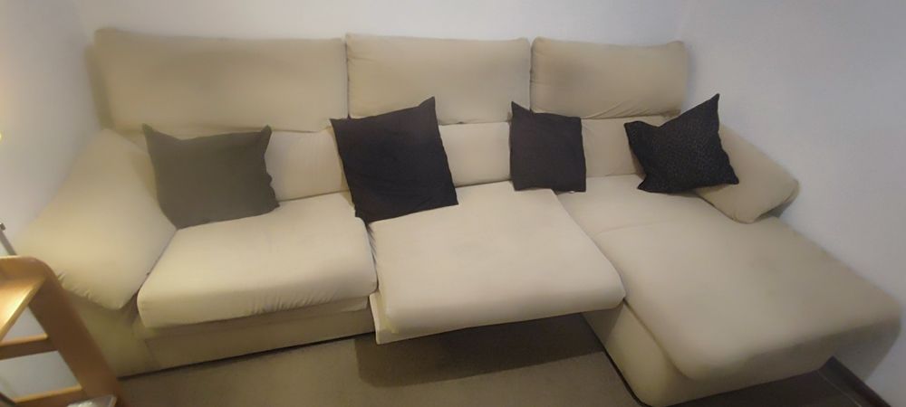 Sofá Chaise Long (OPORTUNIDADE)