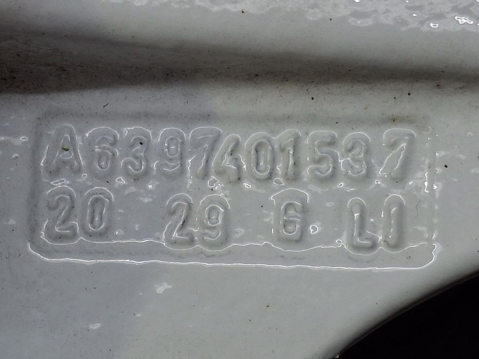 Dobradiça porta trás esquerdo MERCEDES-BENZ Vito (W447)