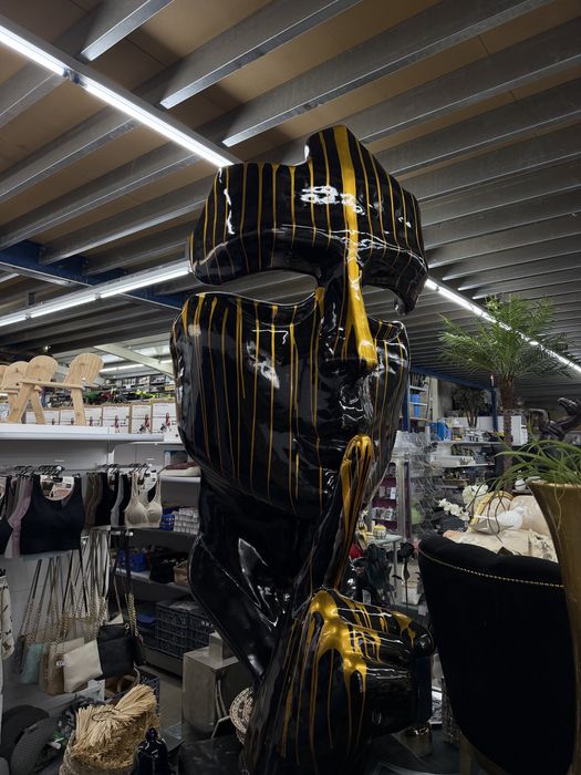 Estátua Decorativa Moderna “Silêncio”