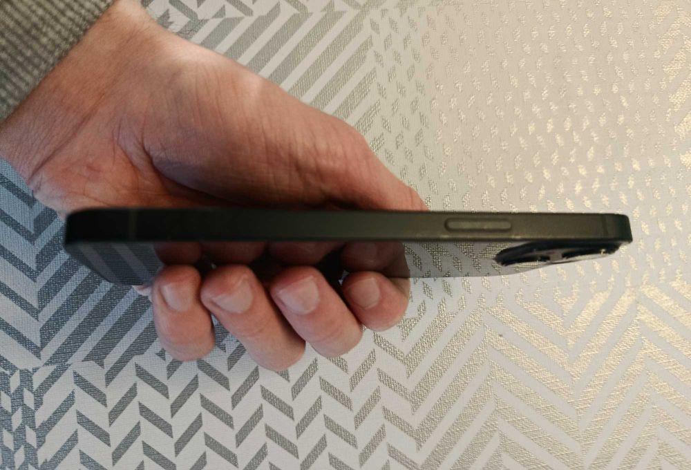 iPhone 13 128GB stan bardzo dobry +gratis etui