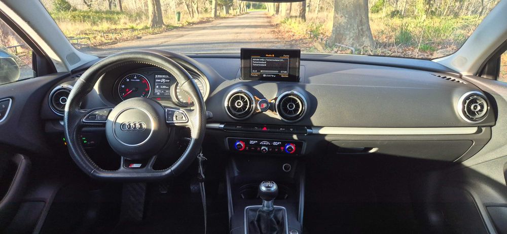 Audi A3 Limousine 1.6 TDI Full S-line