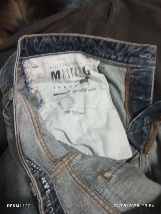 Conjunto casacao Marlboro/Mustang