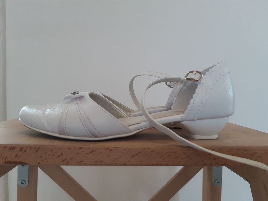 Buty pantofelki komunijne