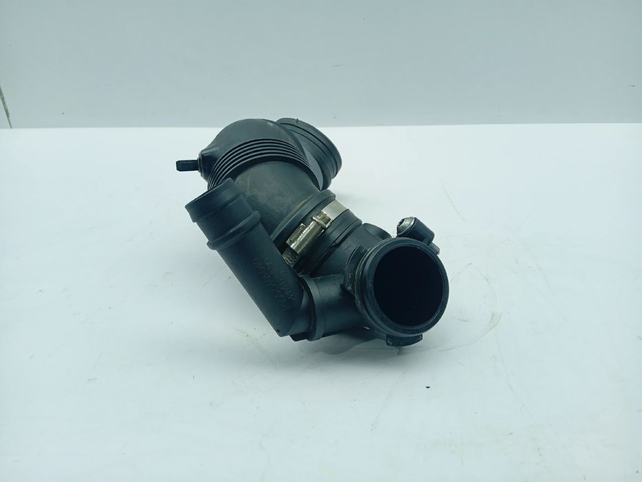 Tubo de admissão AUDI A3 (8V1, 8VK)