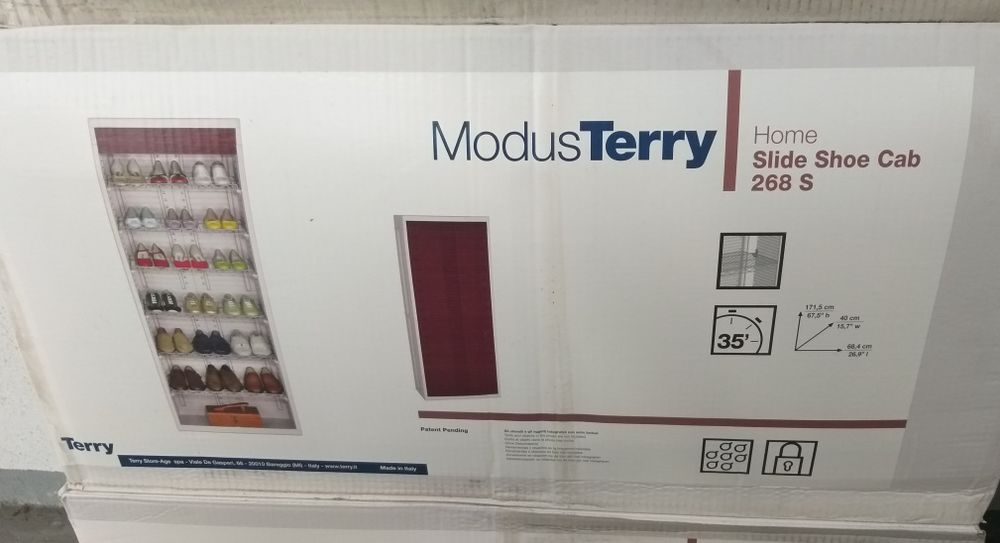 Vendo armário em plástico duro