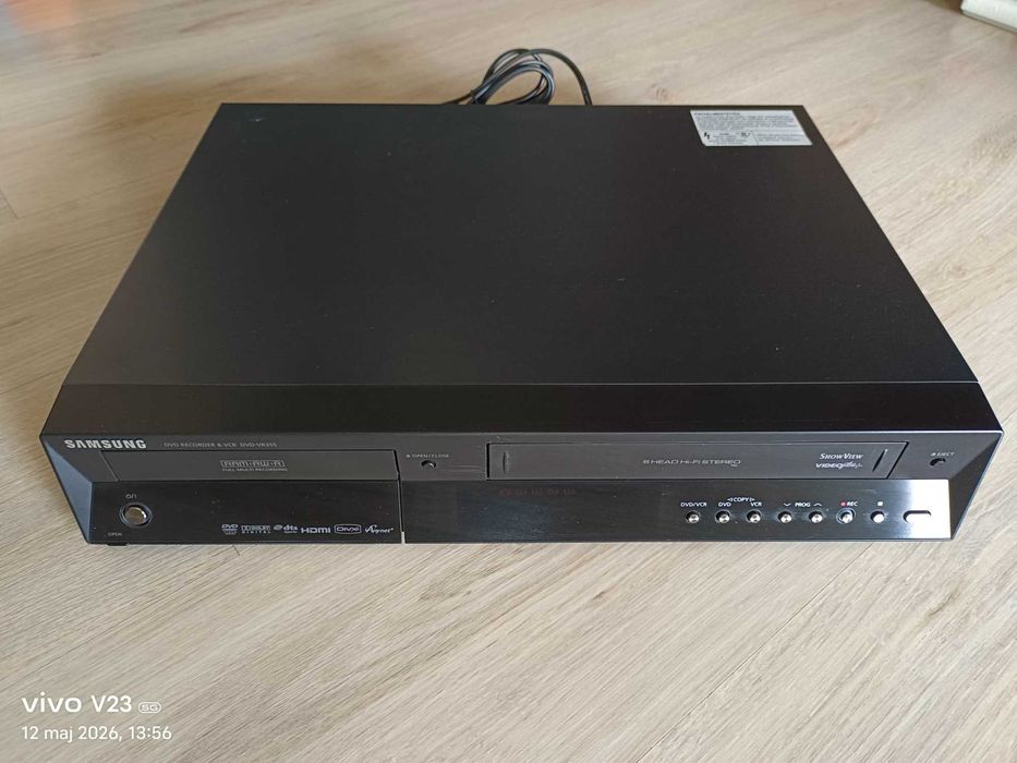 Magnetowid Combi Samsung DVD-VR355 VHS nagrywarka