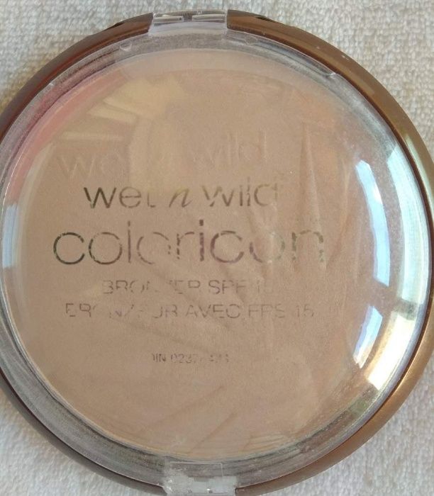 Wet N' Wild - Pó bronzeador Color Icon SPF15 - E7431: Reserve Your Cab
