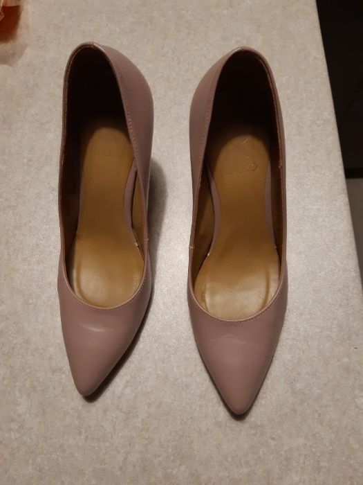 Szpilki rylko pudrowy róż