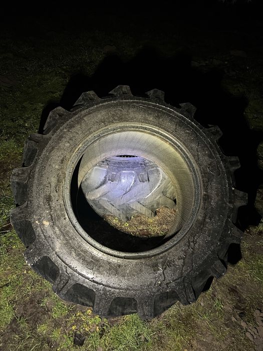 Sprzedam opony jcb