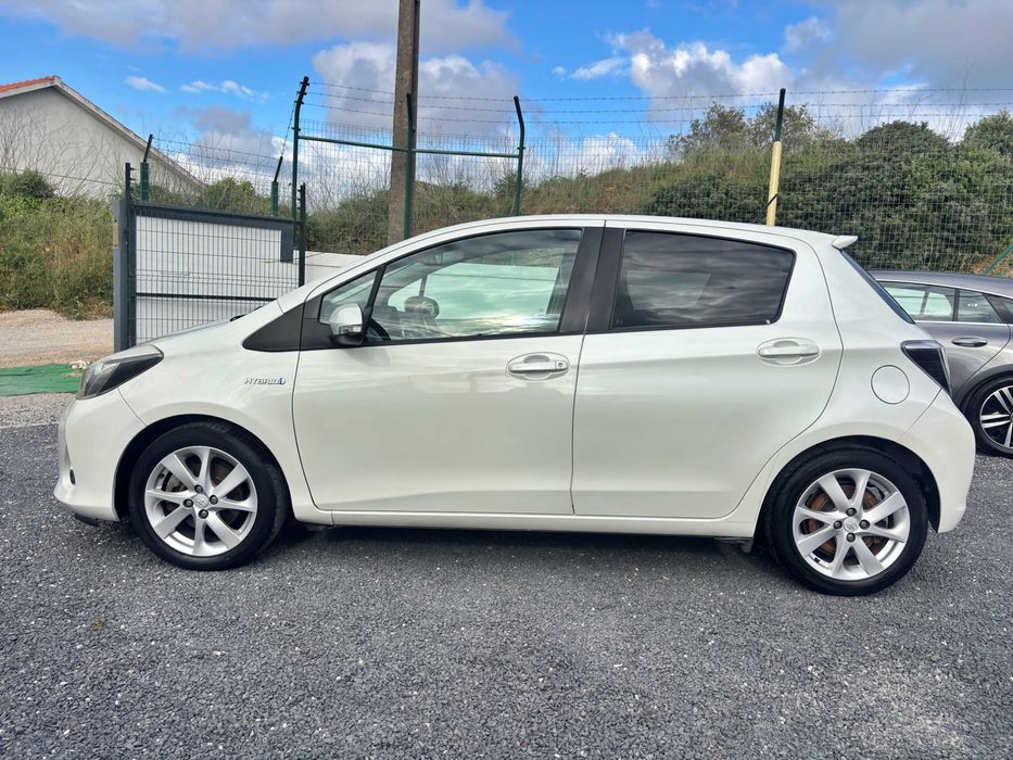 Toyota Yaris 1.5 Hybrid  NACIONAL