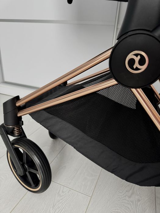 Коляска  Cybex Priam 4.0