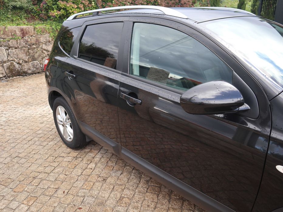 Nissan Qashqai + 2 Versão Tecna Sport