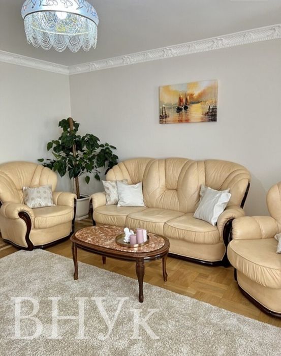 Продам 3-кімнатну квартиру