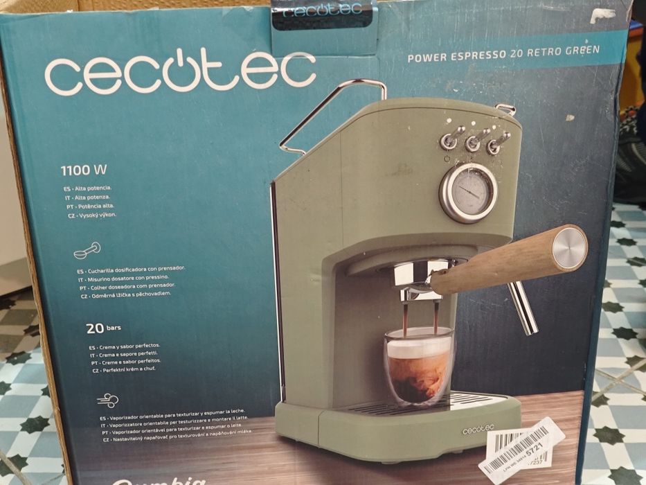 Máquina de café nunca usada