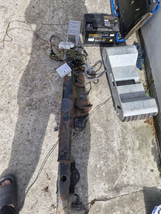 Hak elektryczny bmw e90 e91 komplet