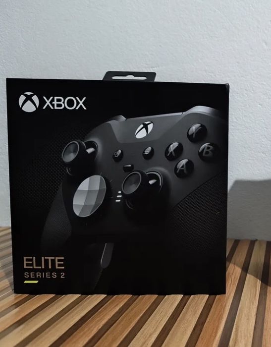 Xbox Series X + Comando Elite Series 2