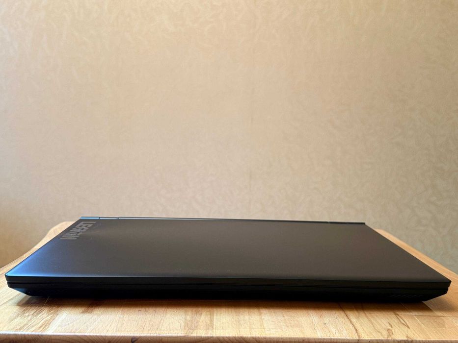 Lenovo Legion Y540 17 16gb 1tb ssd 1660ti i7 9750h