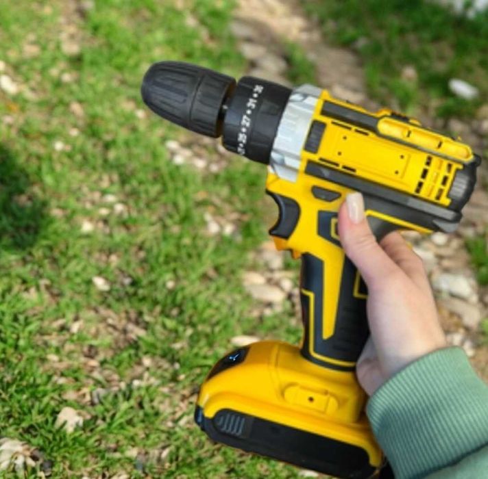 Шуруповерт акумуляторний два акума в комплекті 24 вольта