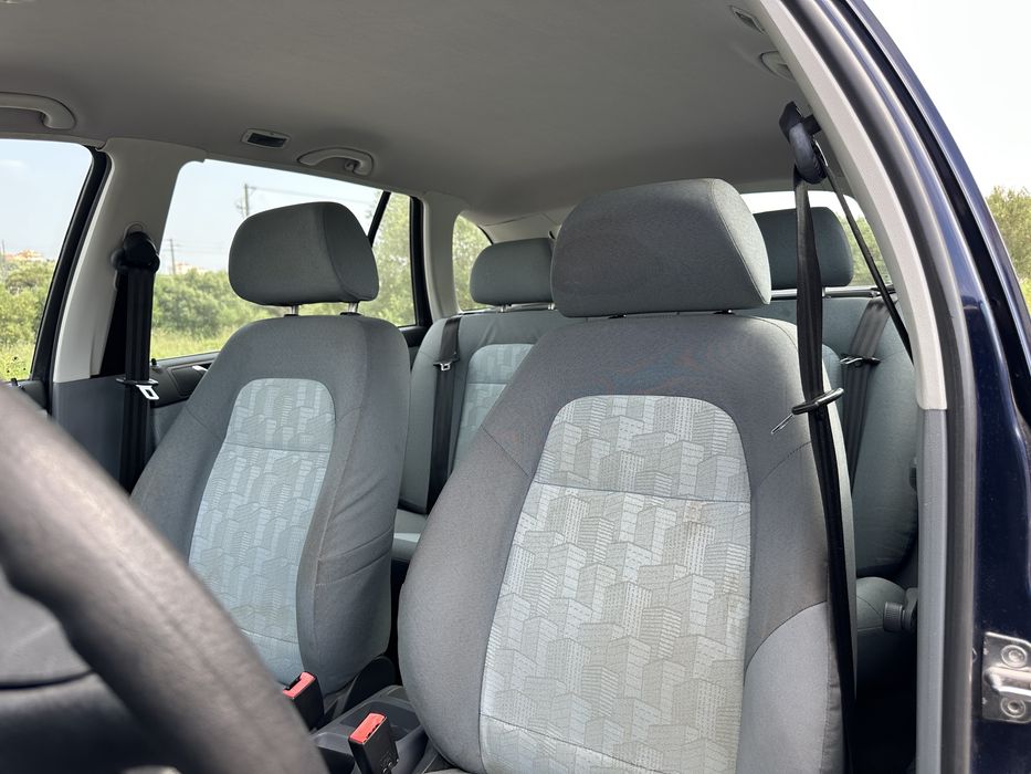 Skoda Fábia 1.4. Comfort 90 Mil quilómetros