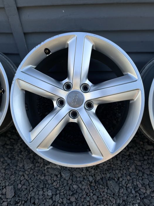 Комплект оригінальних титанових дисків Audi 5/112 R17 5*112 17