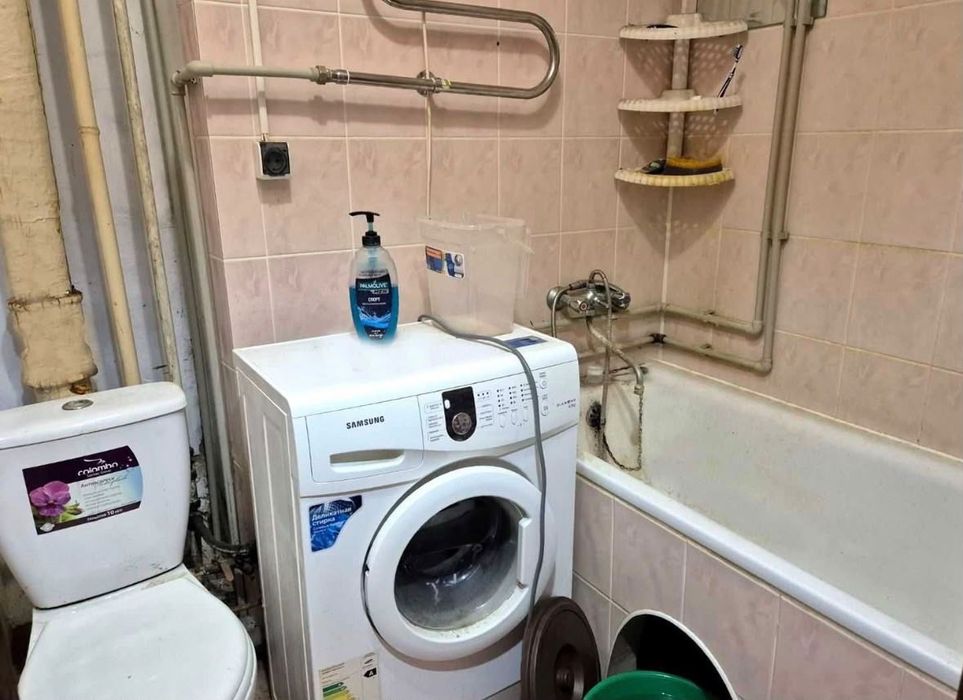 Продам на ХБК  однокомнатную квартиру