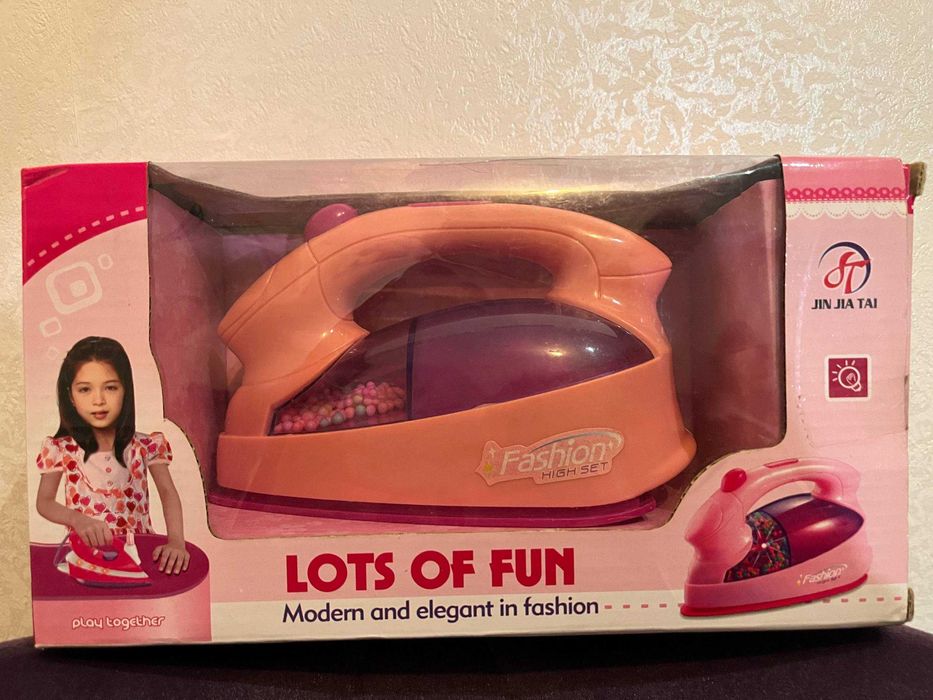 ляльковій будинок с поні