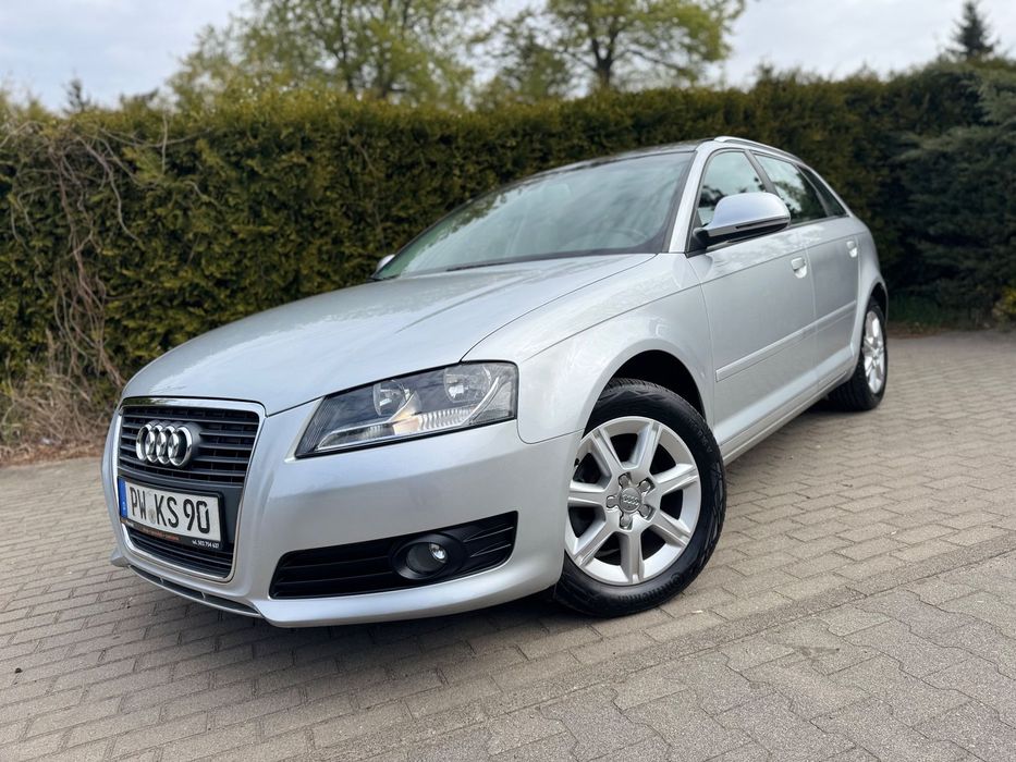 Audi A3 Sportback 1.8 Benzyna 73 Tys Navi Panorama Lift Klimatronik PDC Nowy Rozrząd