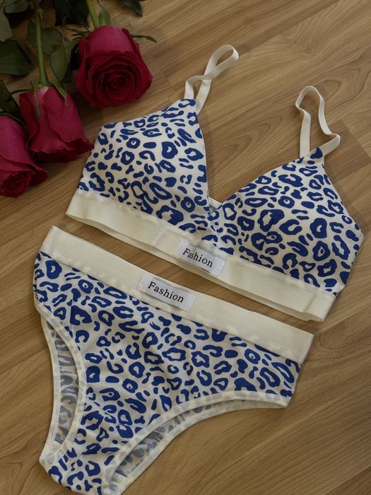 Комплект жіночої білизни