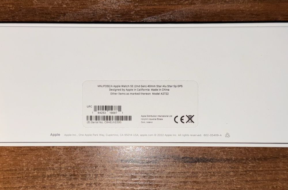 Apple Watch SE 2 GPS 40mm Starlight Aluminium Case