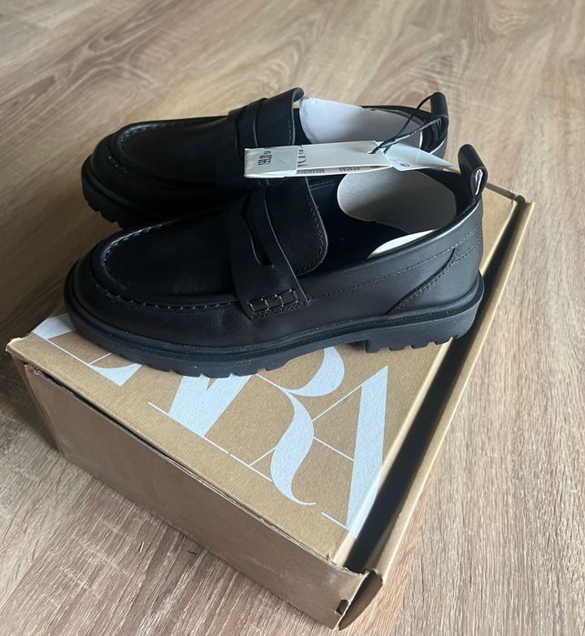Buty chłopięce 32