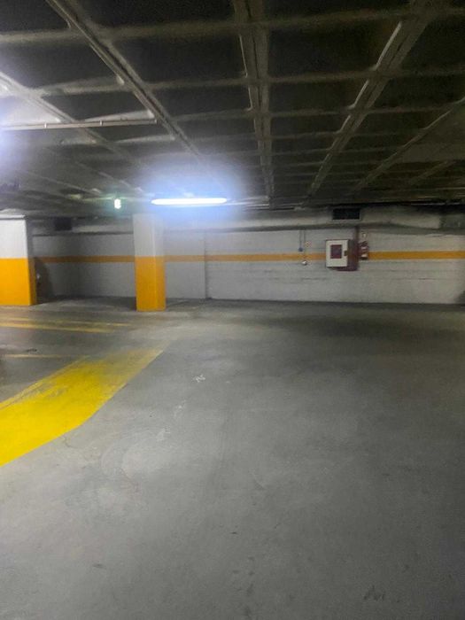 Arrenda-se 1 Lugar de Garagem – Bessa, Porto