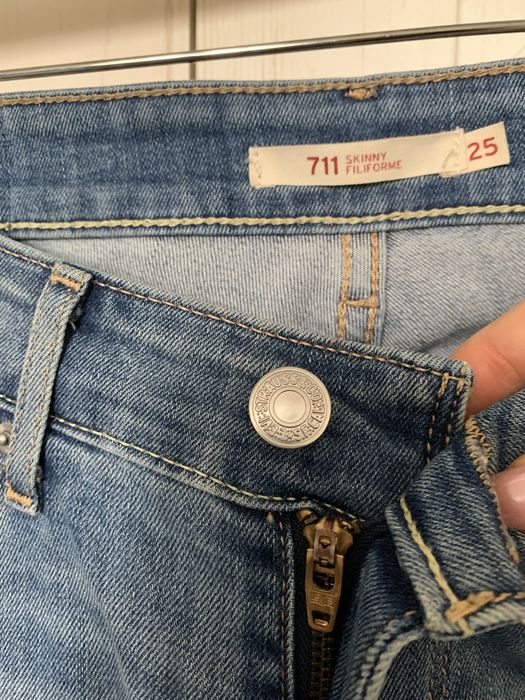 Spodnie Levis jeansowe rurki elastyczne XS/S