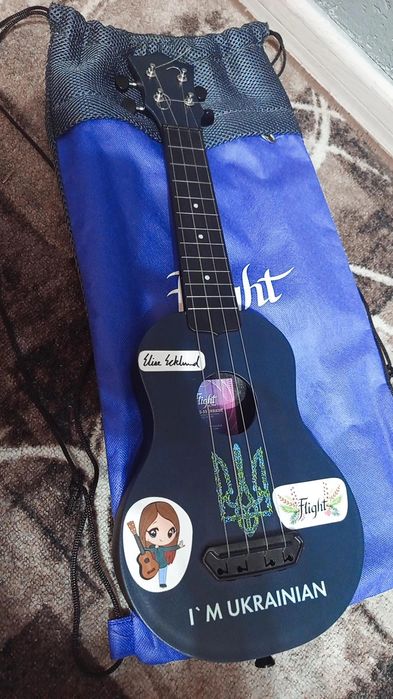 Гітару-укулєлє Flight