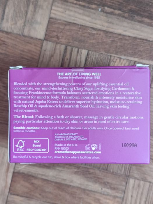 Aromatherapy associates london emotional support nourishing body treat