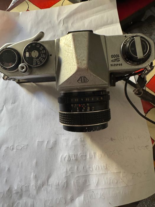 Máquina fotográfica pentacampeão 1000