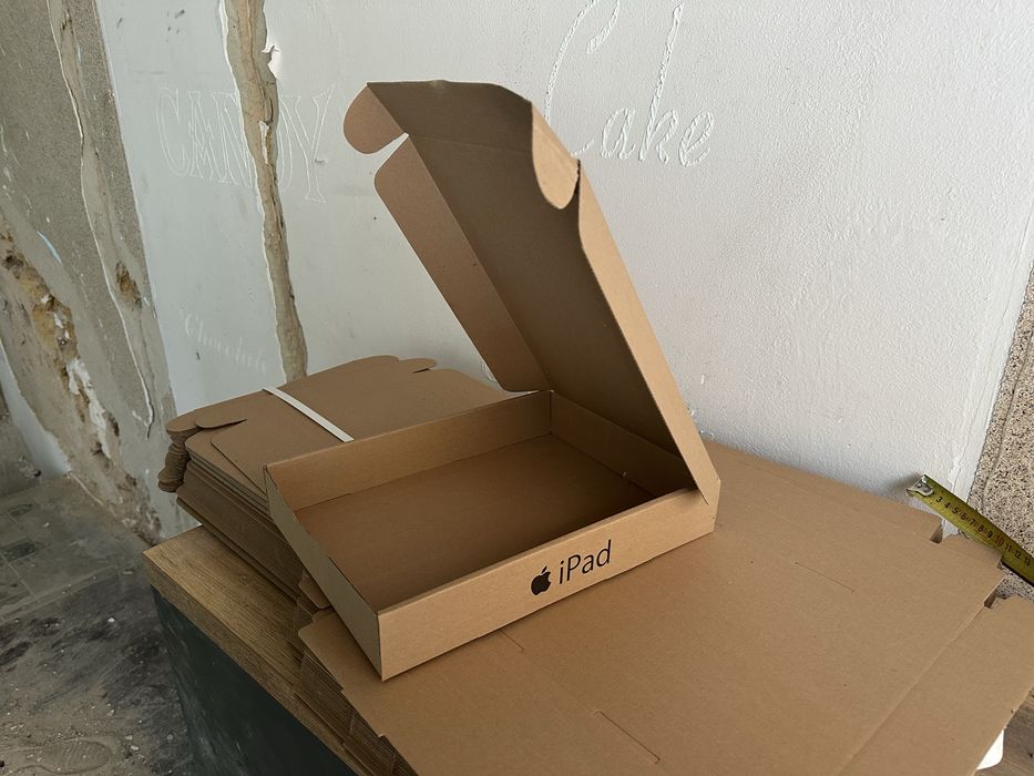 Картонні коробки